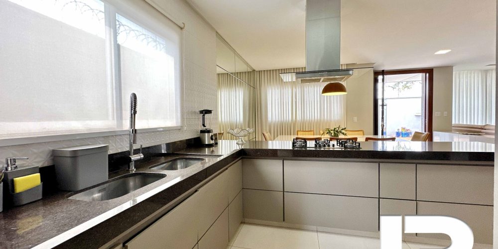 Casa-3-suites-alice-barbosa13