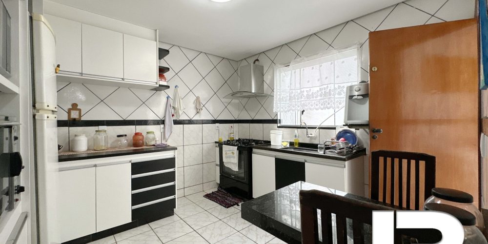 sobrado-4-quartos-jardim-presidente-goiania10